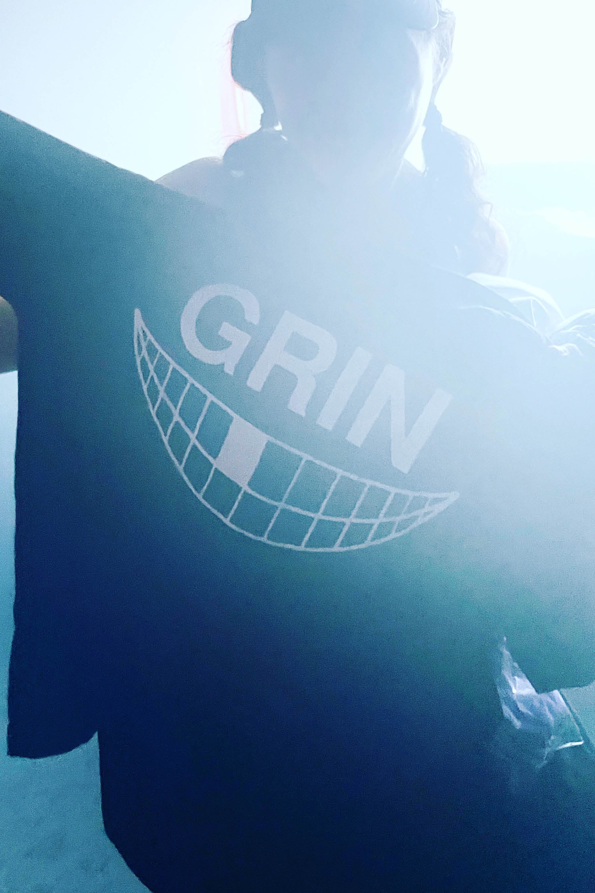 GRIN UP NORTH T-SHIRT BLACK