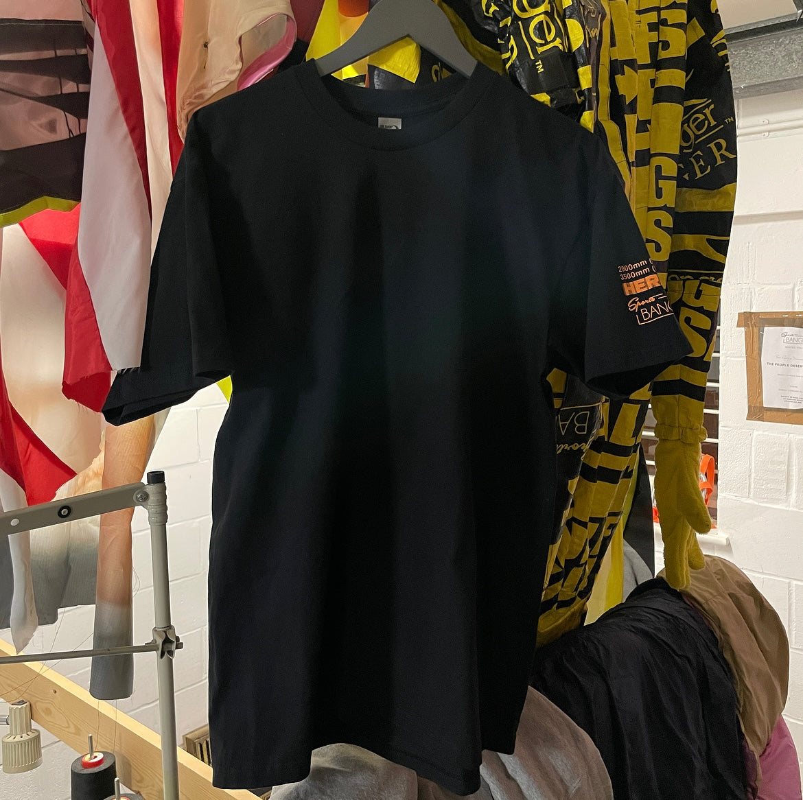 HACKNEY HARDCORE black t-shirt orange print