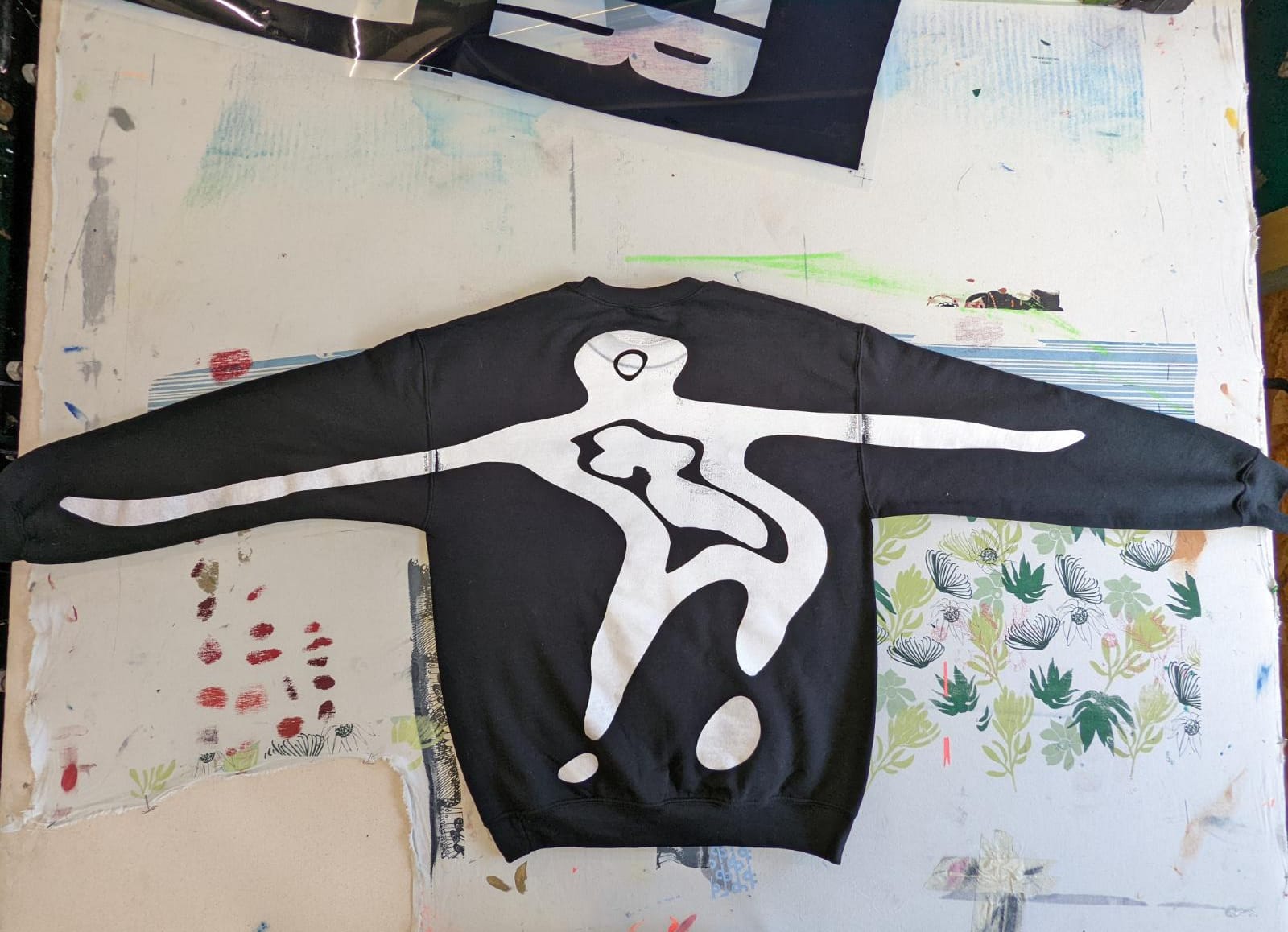 MOVING BANGER black jumper